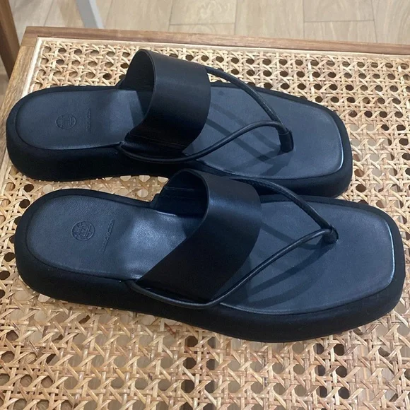 Massimo Dutti Black Sandals EU 39 - Picture 2 of 6